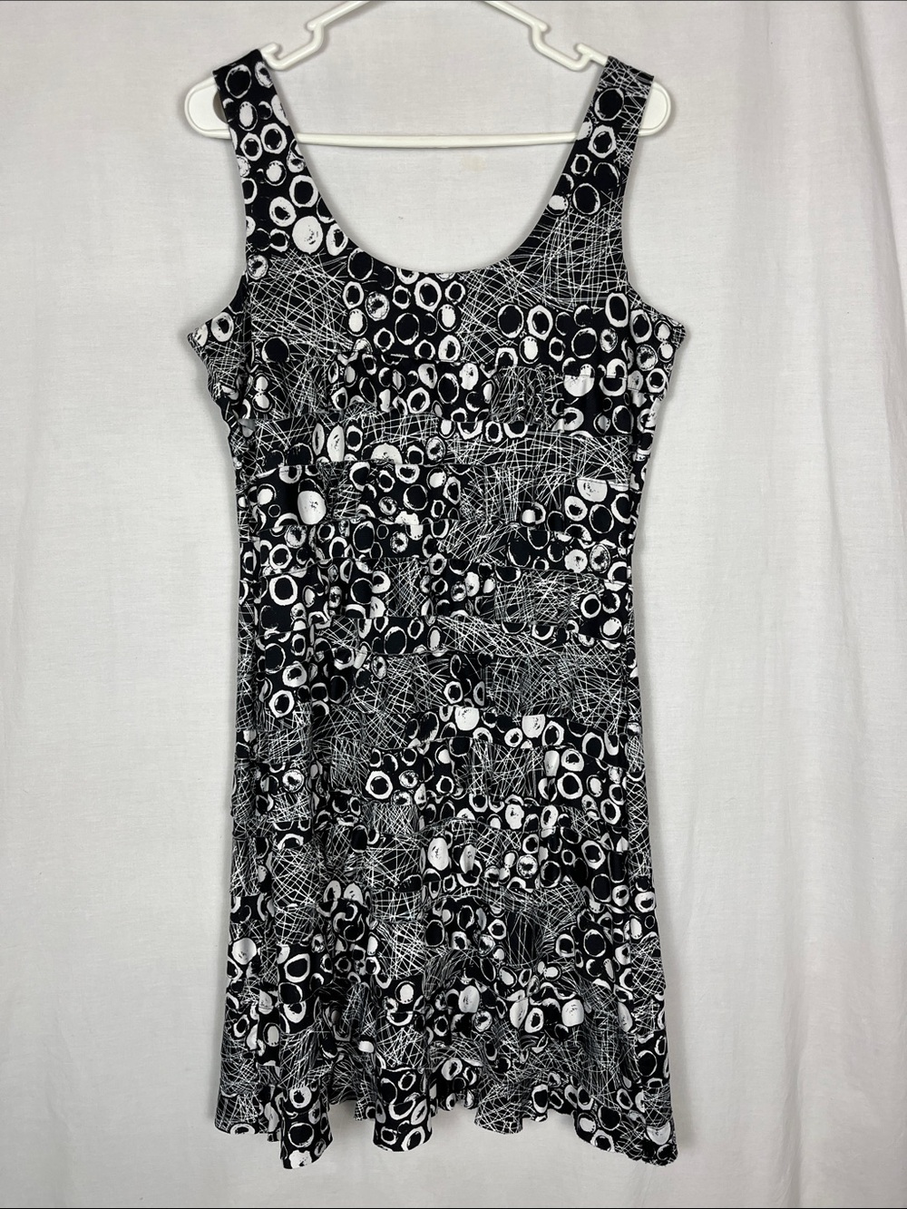 Tango Mango Black and Whote Circles Midi Dress